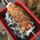 Barbecue a carbonella FUSION™ di Everdure by Heston Blumenthal con girarrosto e accensione carbone automatica