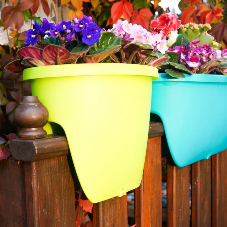 Vaso da Balcone e da Ringhiera a Ponte BALCONIA OVI con ganci inclusi, diametro 26 cm