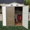 Casetta in PVC StoreAll 8'x6' Duramax da giardino e cortile 245 x 161 x 223 cm colore beige/avorio e marrone