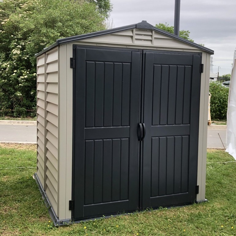 Casetta in PVC StoreMate PLUS 6'x6' Ezooza da giardino e cortile 187 x 190 x 213 cm colore grigio