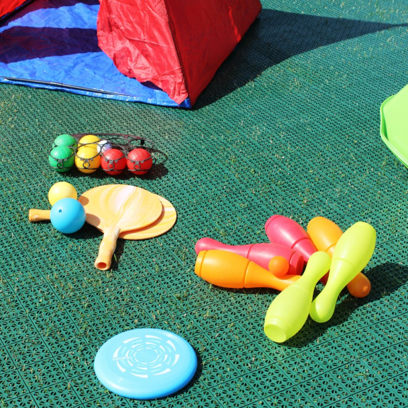 SET 111 Piastrelle Multiplate 30x30 in plastica forate resistenti flessibili per esterno giardino
